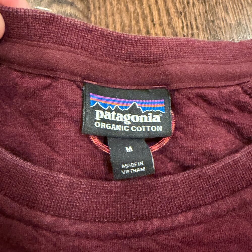 Patagonia Quilted Knit Crewneck Pullover Sweatshirt Burgundy Red Size M - Picture 2 of 10